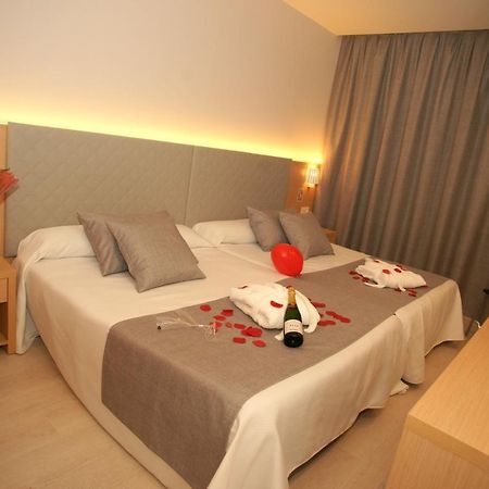 בנידורם Hotel Golden מראה חיצוני תמונה